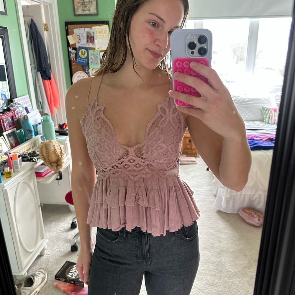 Lace Peplum Top in Dusty Pink